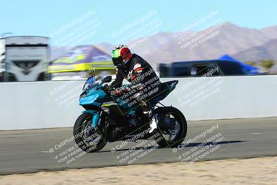 media/Jan-09-2022-SoCal Trackdays (Sun) [[2b1fec8404]]/Front Straight Speed Shots (1pm)/